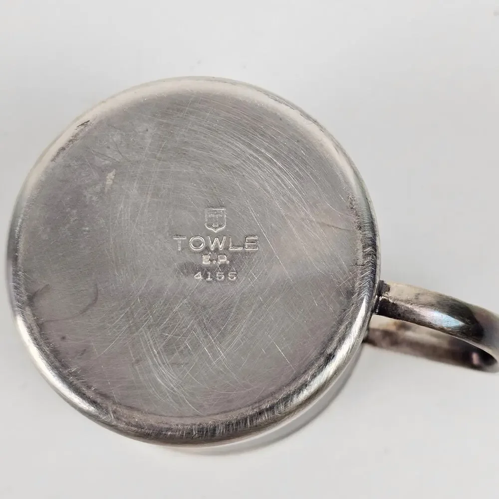 Vintage Towle electroplate silver baby child's mug bunny in bottom